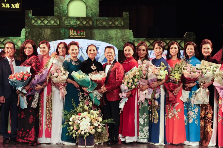 Contest for Overseas Vietnamese singing folk songs launched